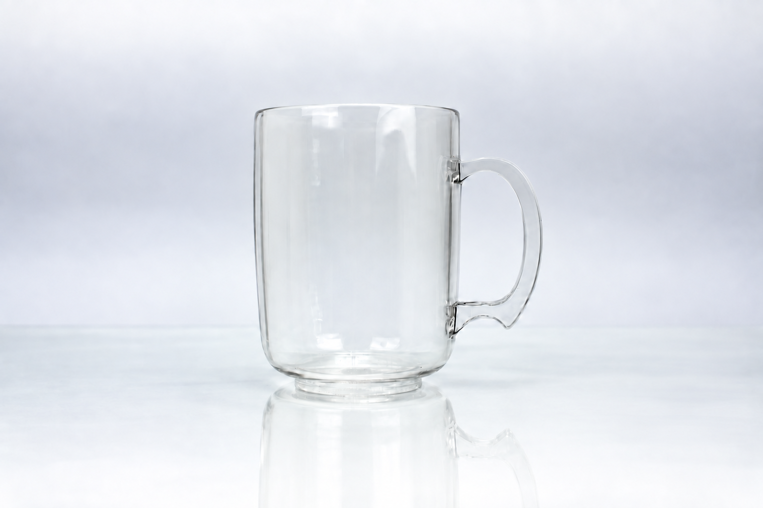 Mug en polycarbonate : 1,45 € au lieu de 2,45 €.